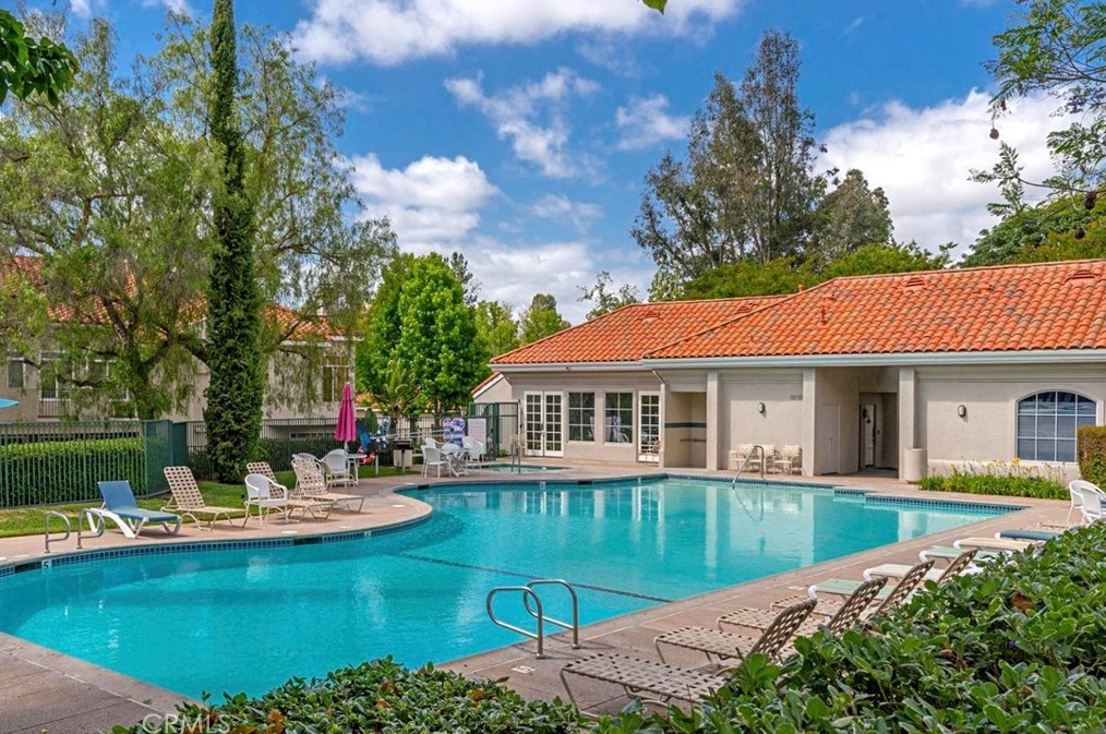 224 Cinnamon Teal, Laguna Beach CA  92656-1832 exterior