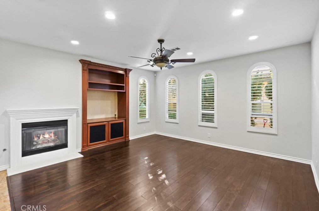 27 Hathaway, Irvine CA  92620-4803 exterior