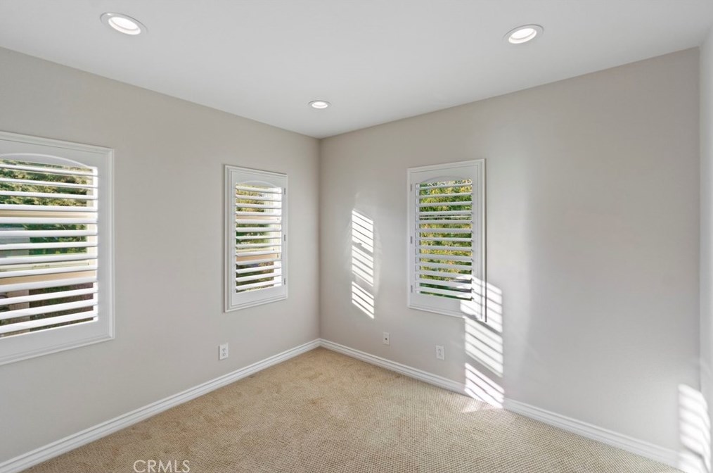 27 Hathaway, Irvine CA  92620-4803 exterior