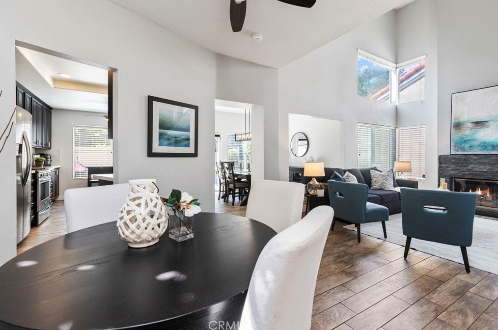 16 Del Livorno, Irvine CA  92614-5364 exterior