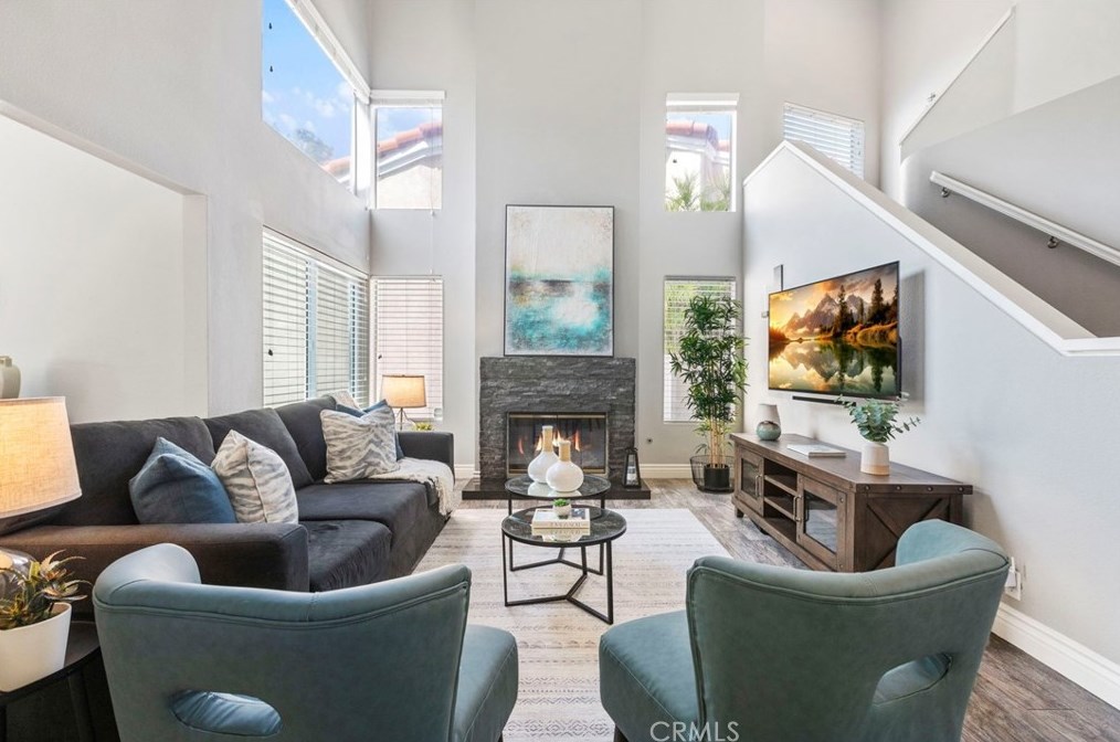 16 Del Livorno, Irvine CA  92614-5364 exterior