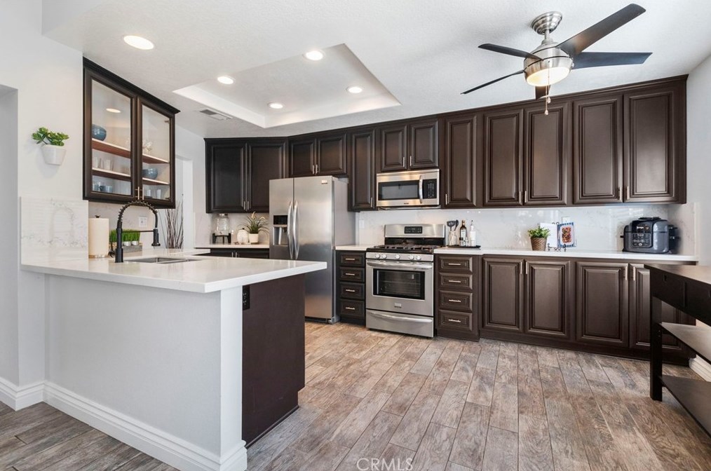 16 Del Livorno, Irvine CA  92614-5364 exterior