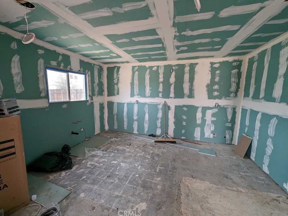 7746 Geronimo Trl, Yucca Valley CA 92284-3329 exterior