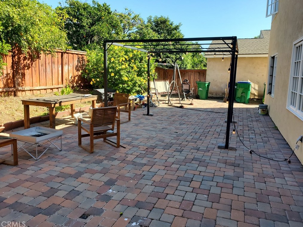 4311 Pioneer St, Irvine CA  92604-2700 exterior