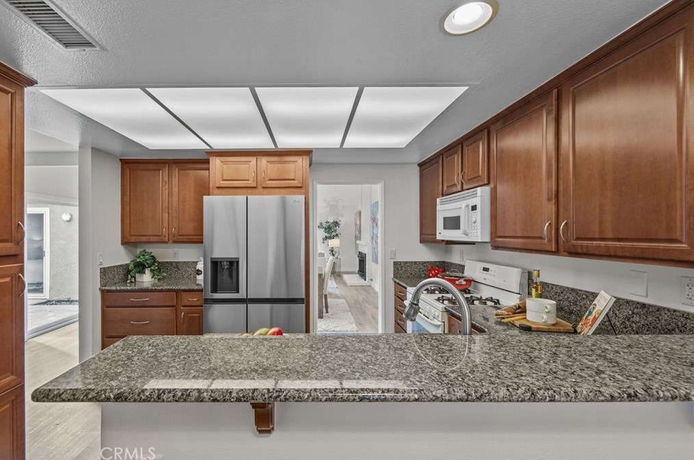 29 Muir, Irvine CA  92620-3374 exterior