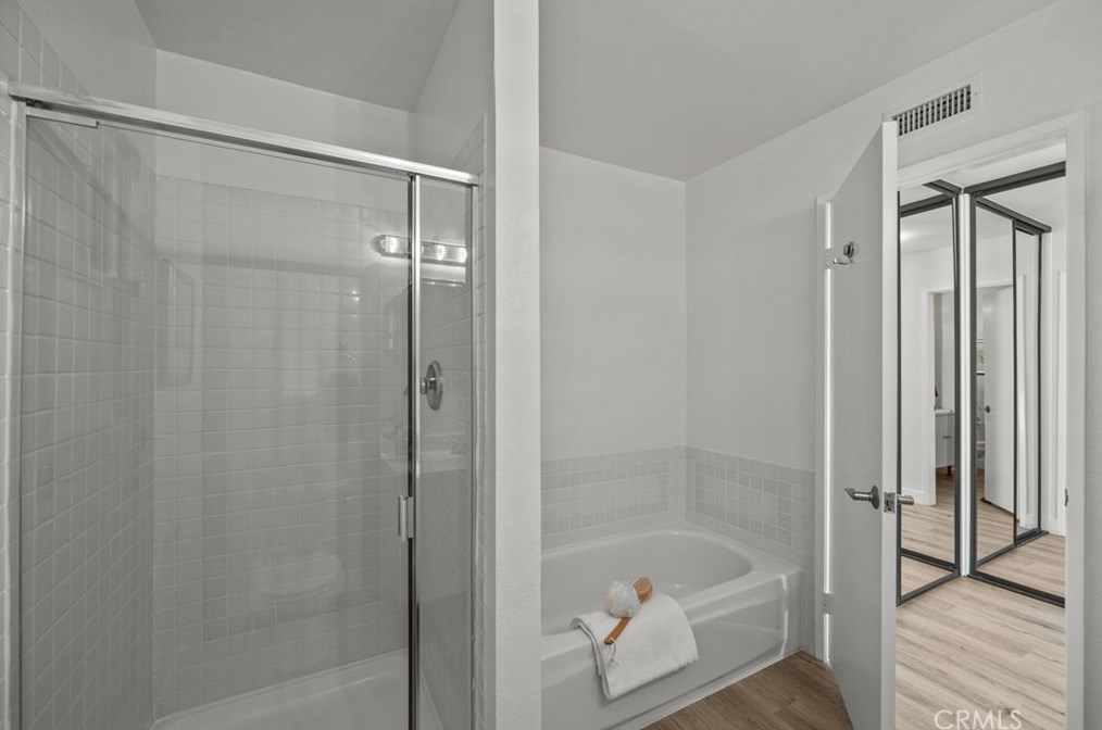 29 Muir, Irvine CA  92620-3374 exterior