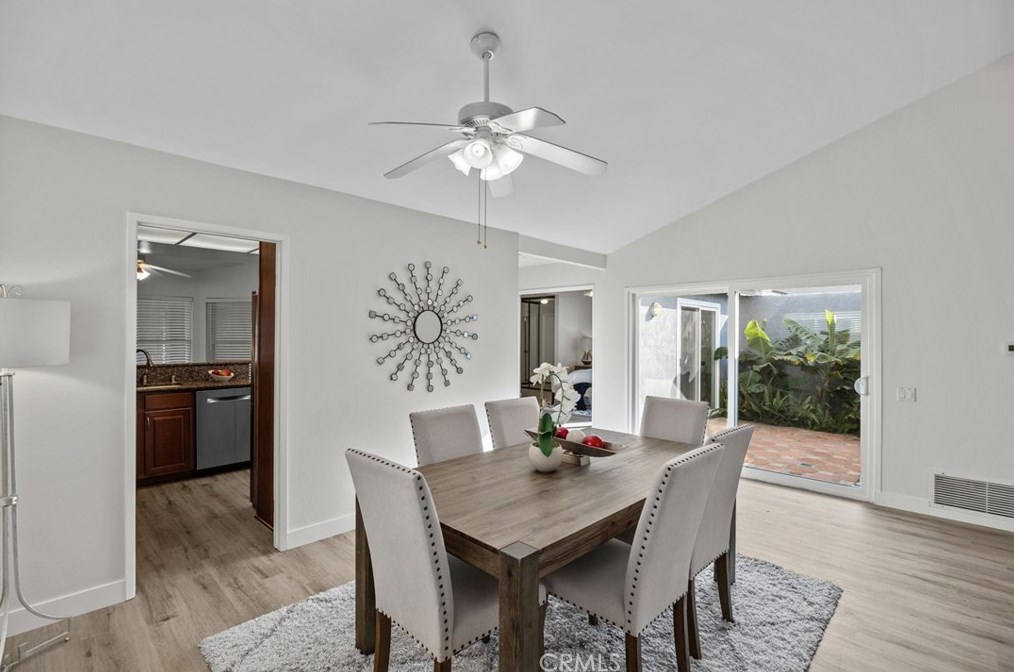 29 Muir, Irvine CA  92620-3374 exterior