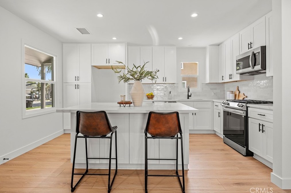 521 Paula Dr, Fullerton CA exterior