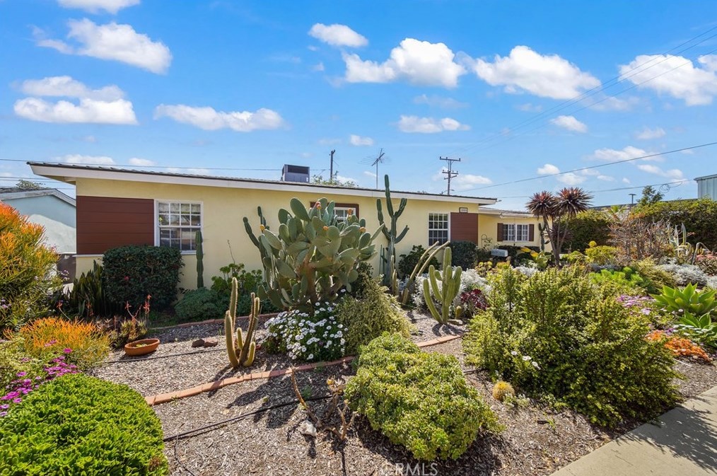 3000 Poppy St, Long Beach, CA 90805-3731