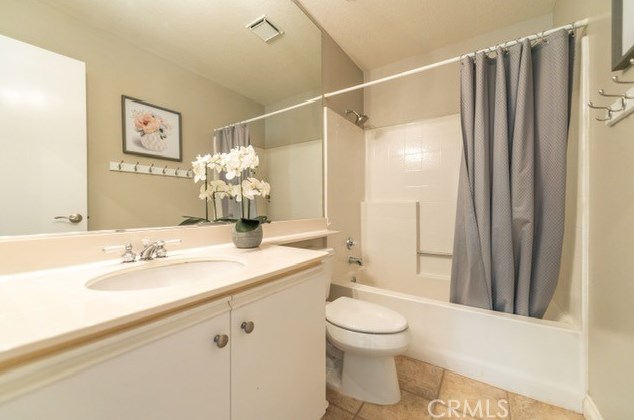 1176 Country Glen Way, Anaheim CA  92808-2618 exterior