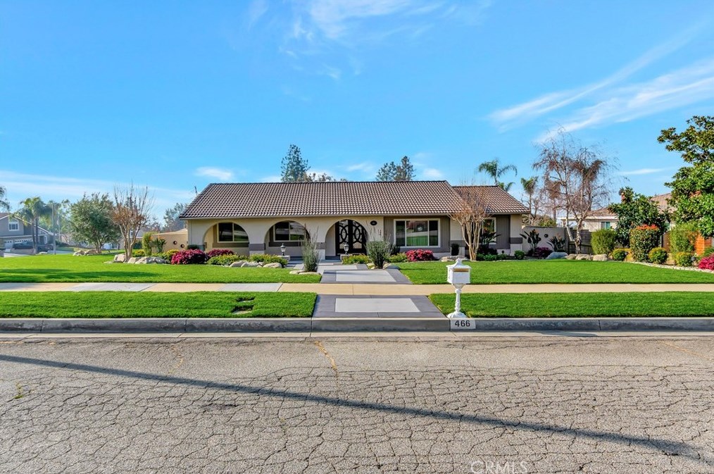 466 E 23rd St, Upland, CA 91784