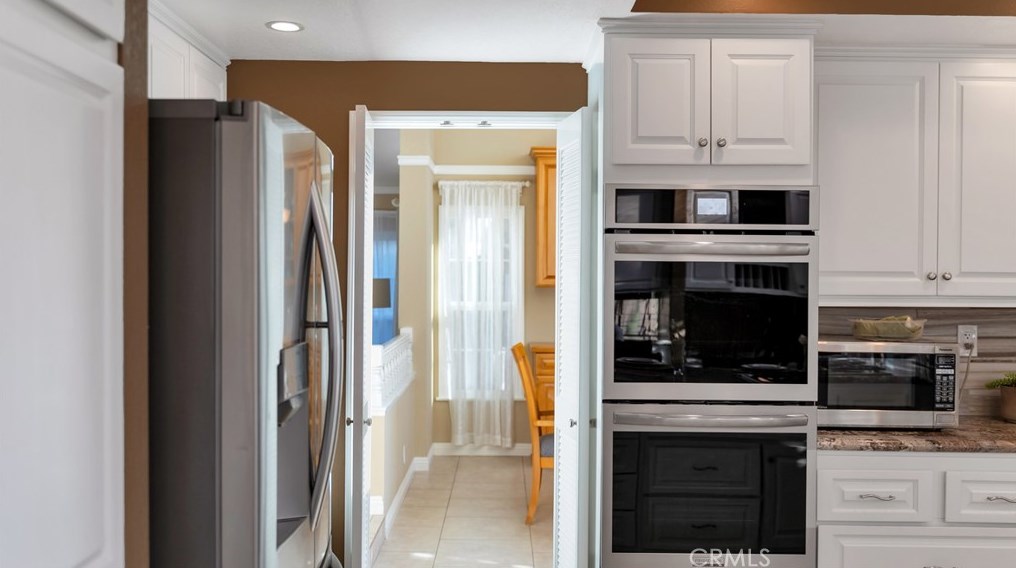 1 Descanso, Irvine CA  92620-1843 exterior