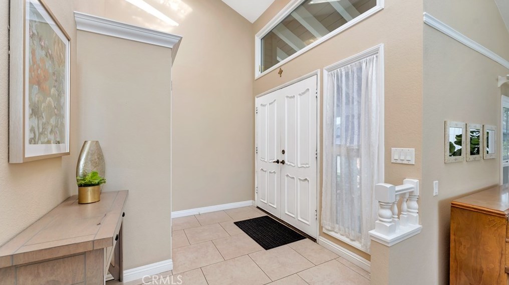 1 Descanso, Irvine CA  92620-1843 exterior