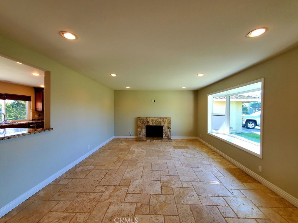 17912 Skye Ln, Huntington Beach, CA 92647
