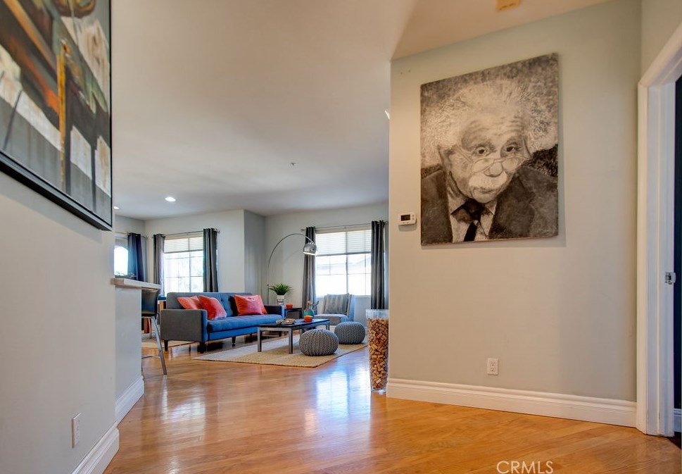 5 Bradford, Irvine CA  92602-0102 exterior