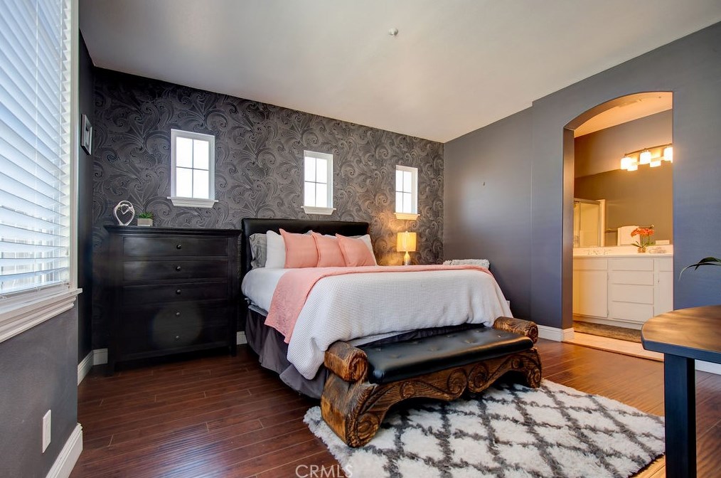 5 Bradford, Irvine CA  92602-0102 exterior