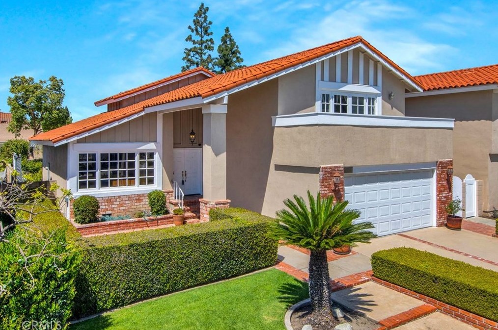 14631 Oak Ave, Irvine CA  92606-2166 exterior