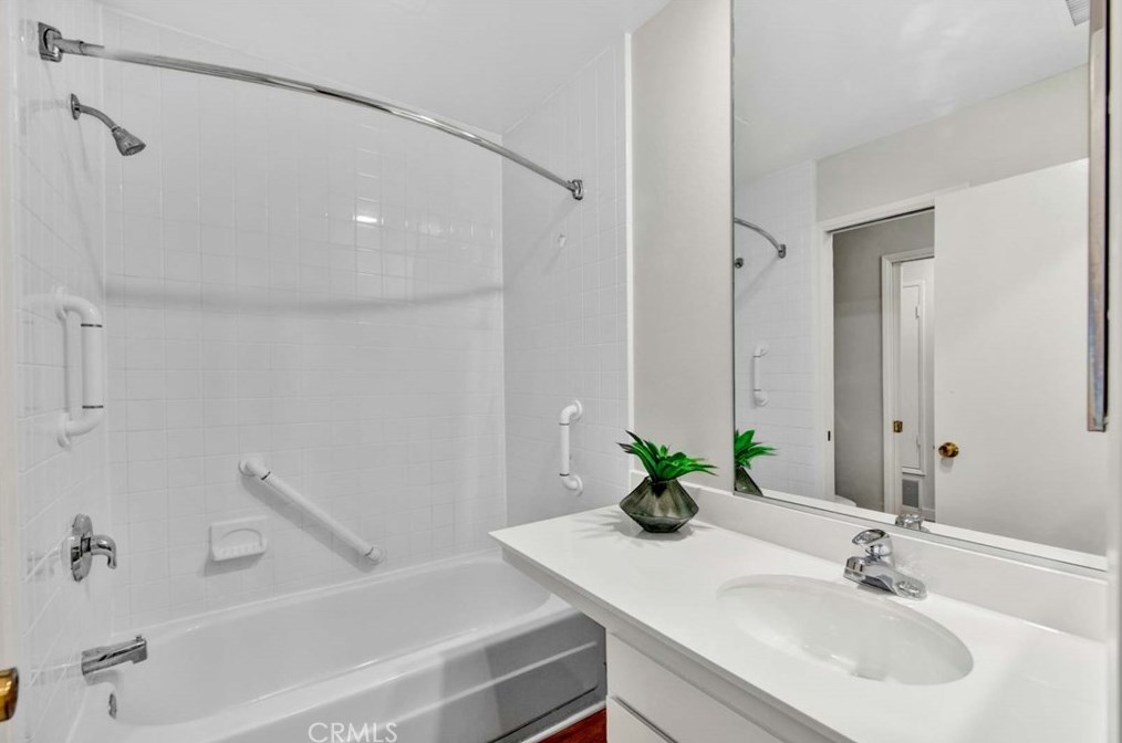 3572 Fenn St, Irvine CA  92614-6621 exterior