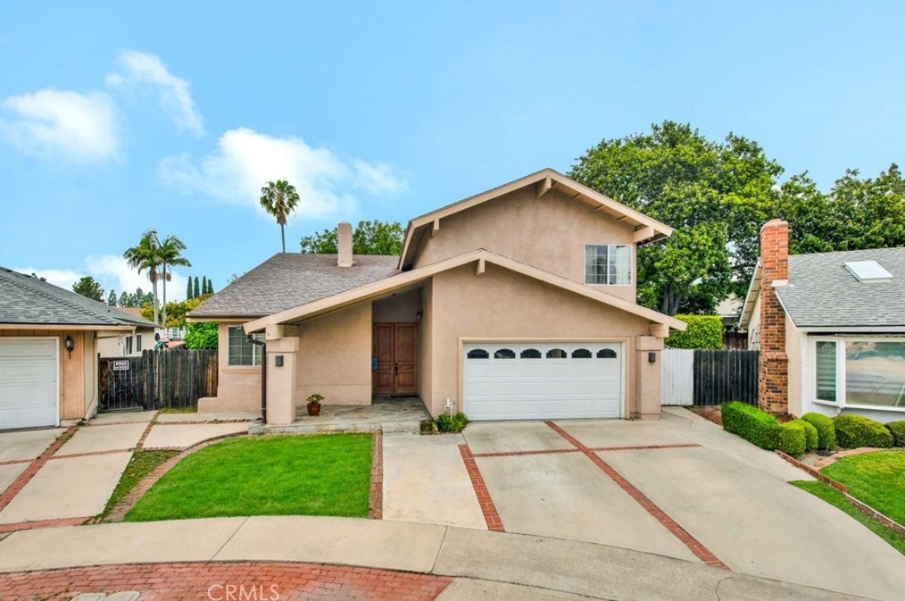 1611 Green Meadow Ave, Tustin, CA 92780