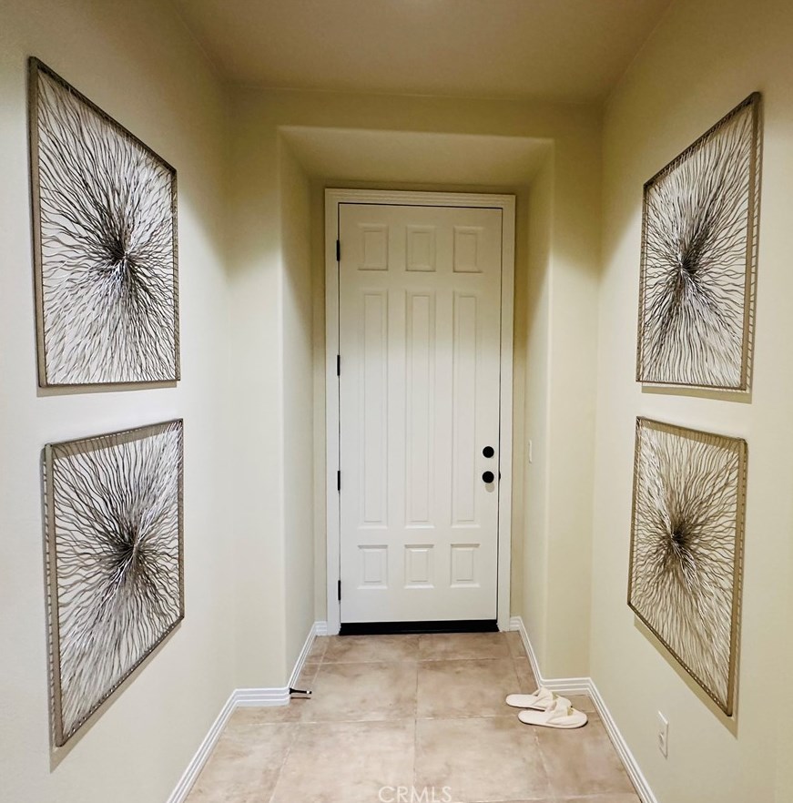 58 Townsend, Irvine CA  92620-2820 exterior