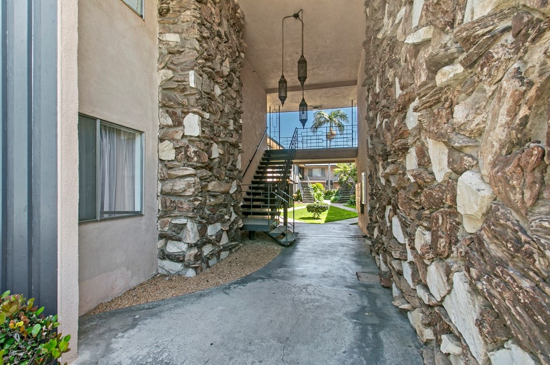 1801 Greenleaf St #4, Santa Ana, CA 92706