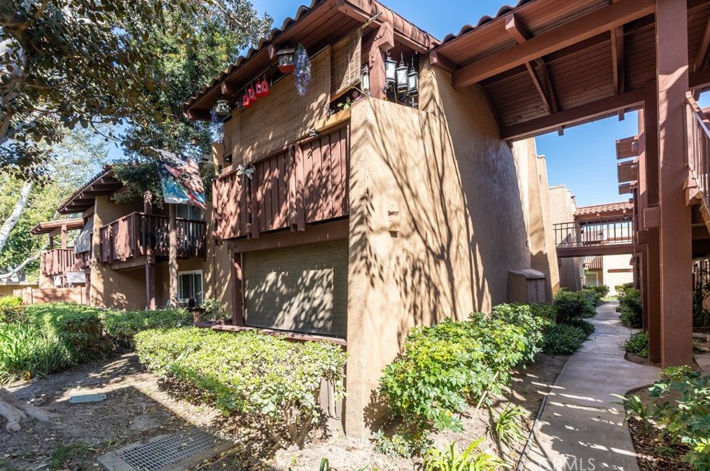 1030 W Macarthur Blvd #40, Santa Ana, CA 92707