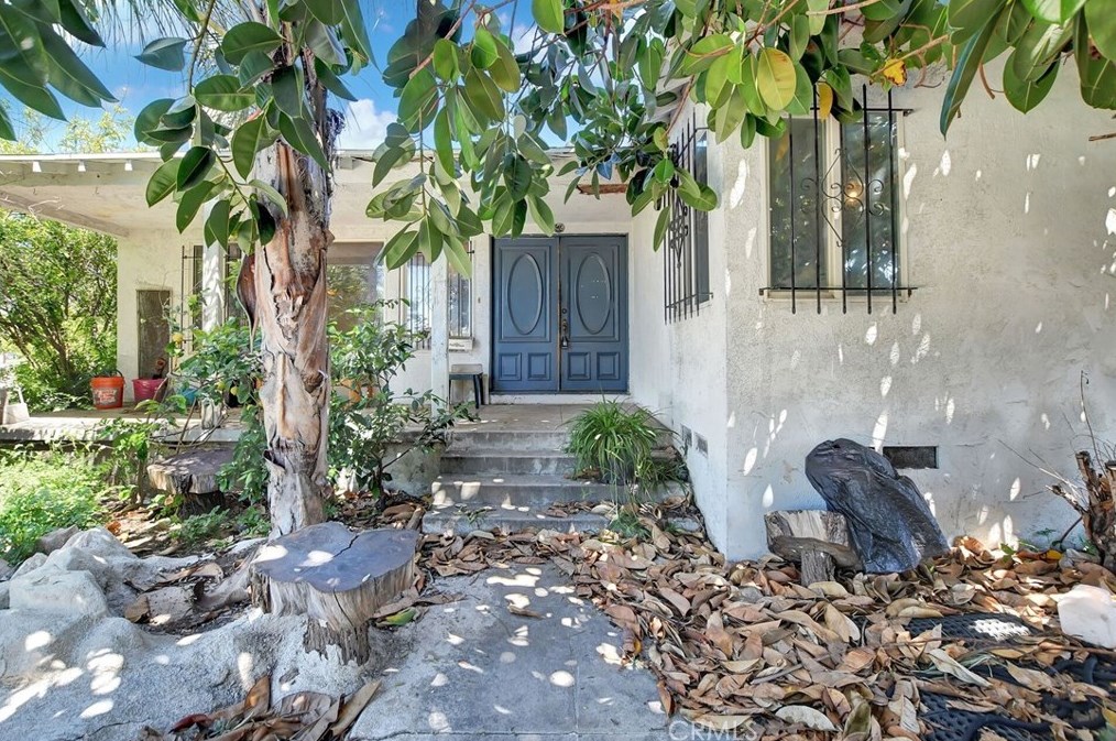 582 W 25th St, San Bernardino, CA 92405