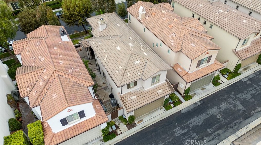 78 Spanish Lace, Irvine CA  92620-3411 exterior