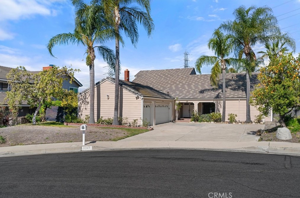 3243 E Meadowridge Rd, Orange, CA 92867