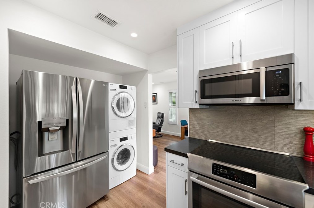 149 Abbeywood Ln, Laguna Beach, CA 92656-2912