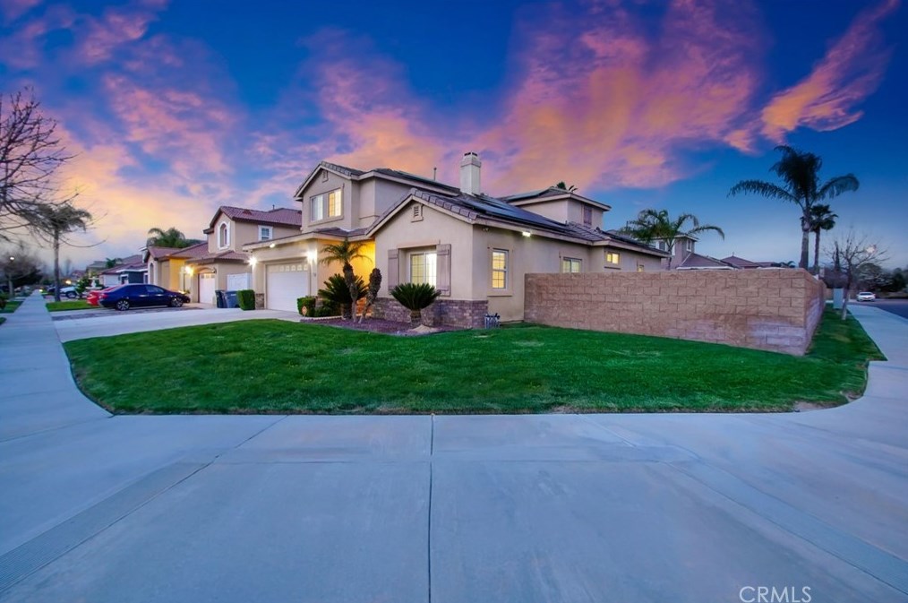 736 Provance St, Hemet CA  92545-6364 exterior