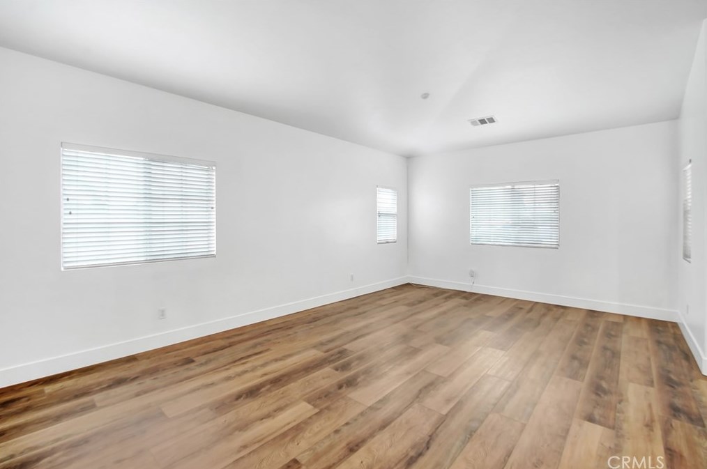 736 Provance St, Hemet CA  92545-6364 exterior