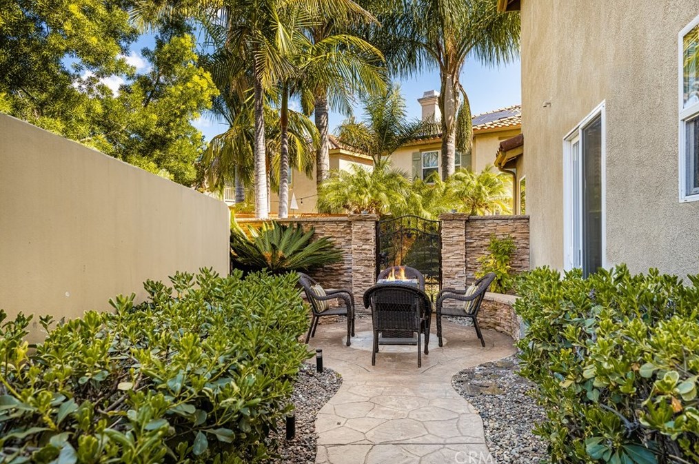 1502 Circulo Brindisi, Chula Vista CA  91915-4132 exterior