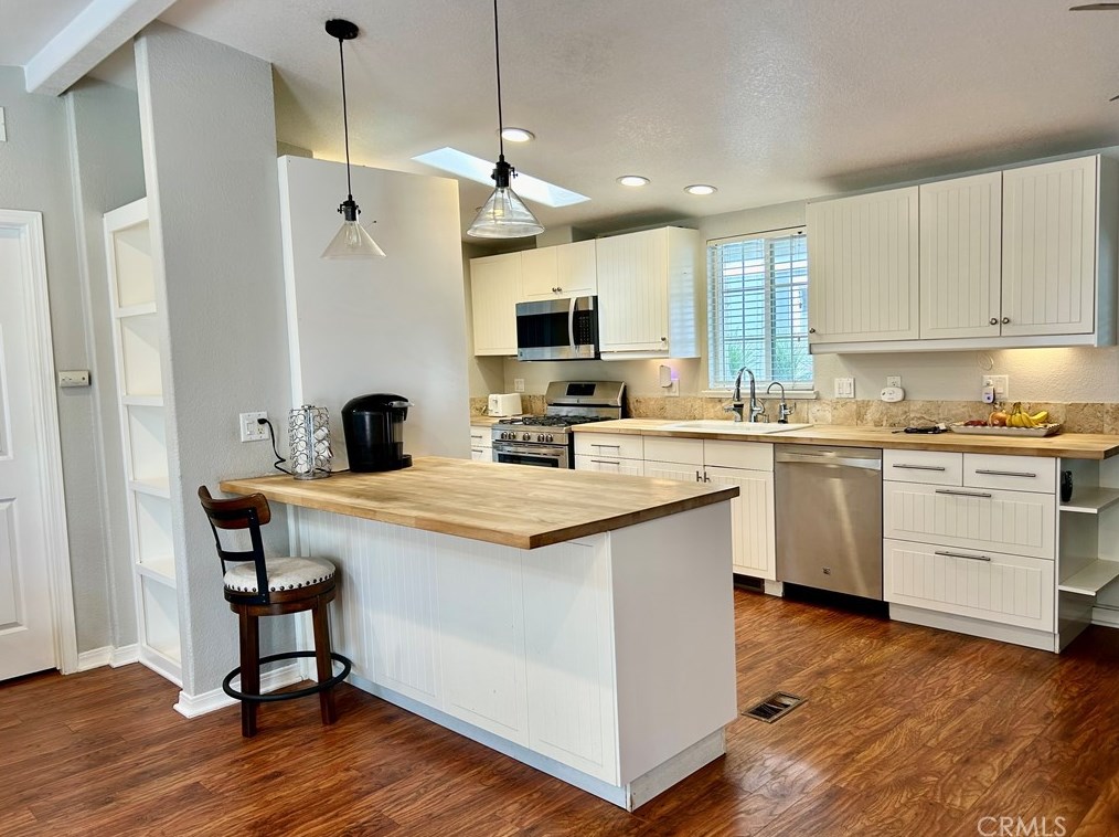 275 Revere Way, Newport Beach, CA 92660-6160