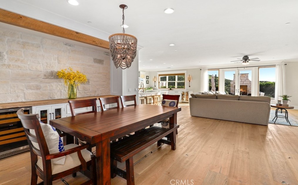 35543 Laurel Tree Ct, Winchester CA  92596-8103 exterior