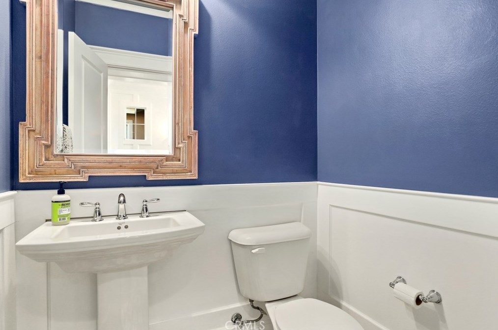 35543 Laurel Tree Ct, Winchester CA  92596-8103 exterior