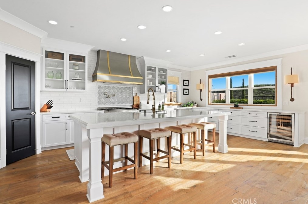 35543 Laurel Tree Ct, Winchester CA  92596-8103 exterior