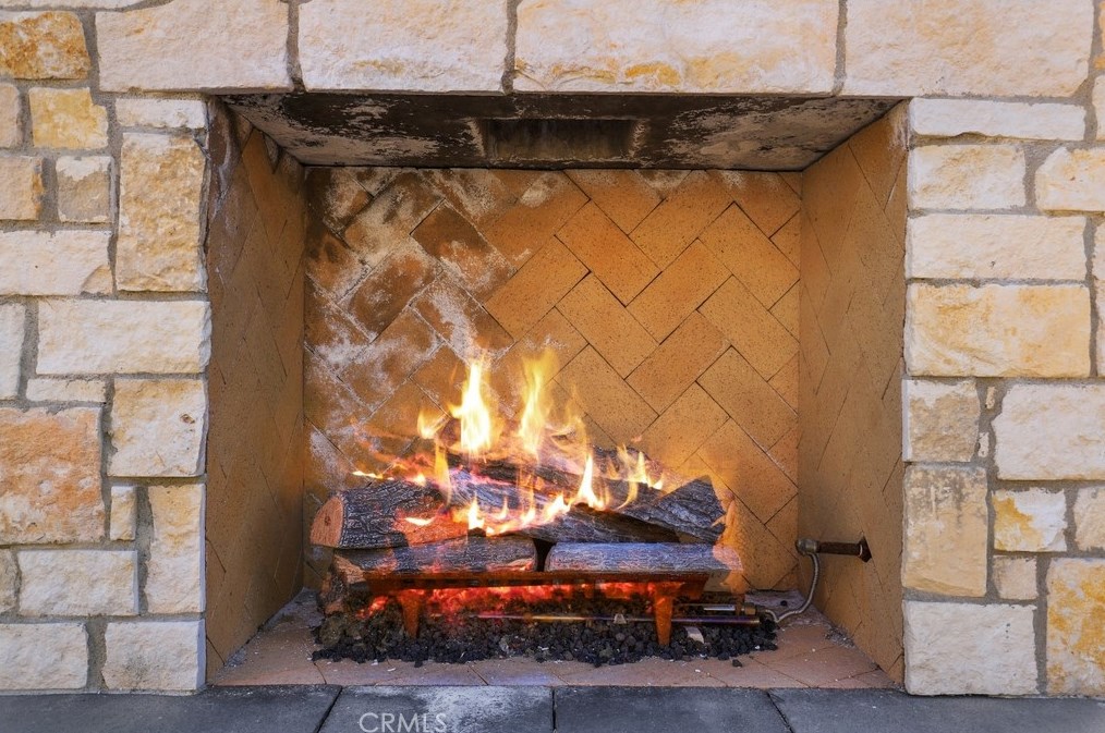 35543 Laurel Tree Ct, Winchester CA  92596-8103 exterior