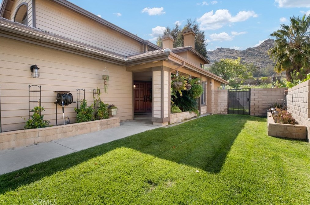 22458 Mountain View Rd, Moreno Valley CA  92557-2655 exterior