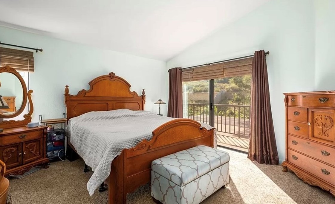 22458 Mountain View Rd, Moreno Valley CA  92557-2655 exterior