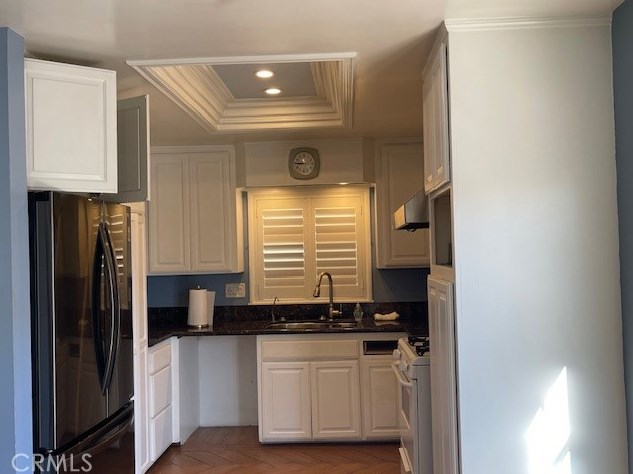 4422 Oakfield Ave, Santa Ana, CA 92703