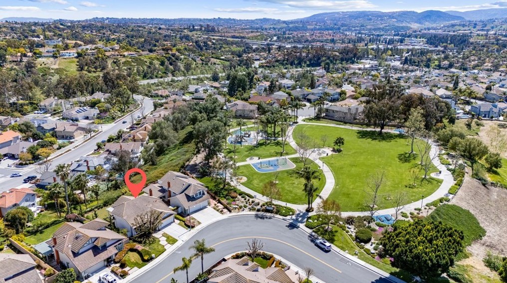 26175 Rio Grande Ave, Laguna Beach, CA 92653-6208