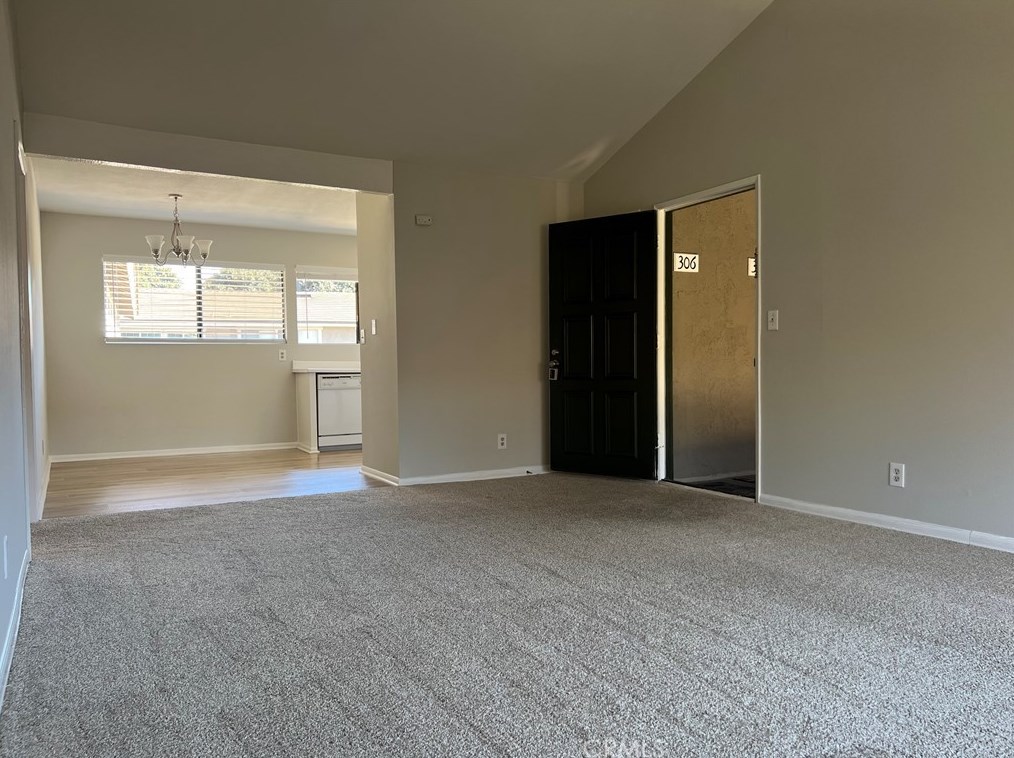 306 Streamwood, Irvine CA  92620-1968 exterior
