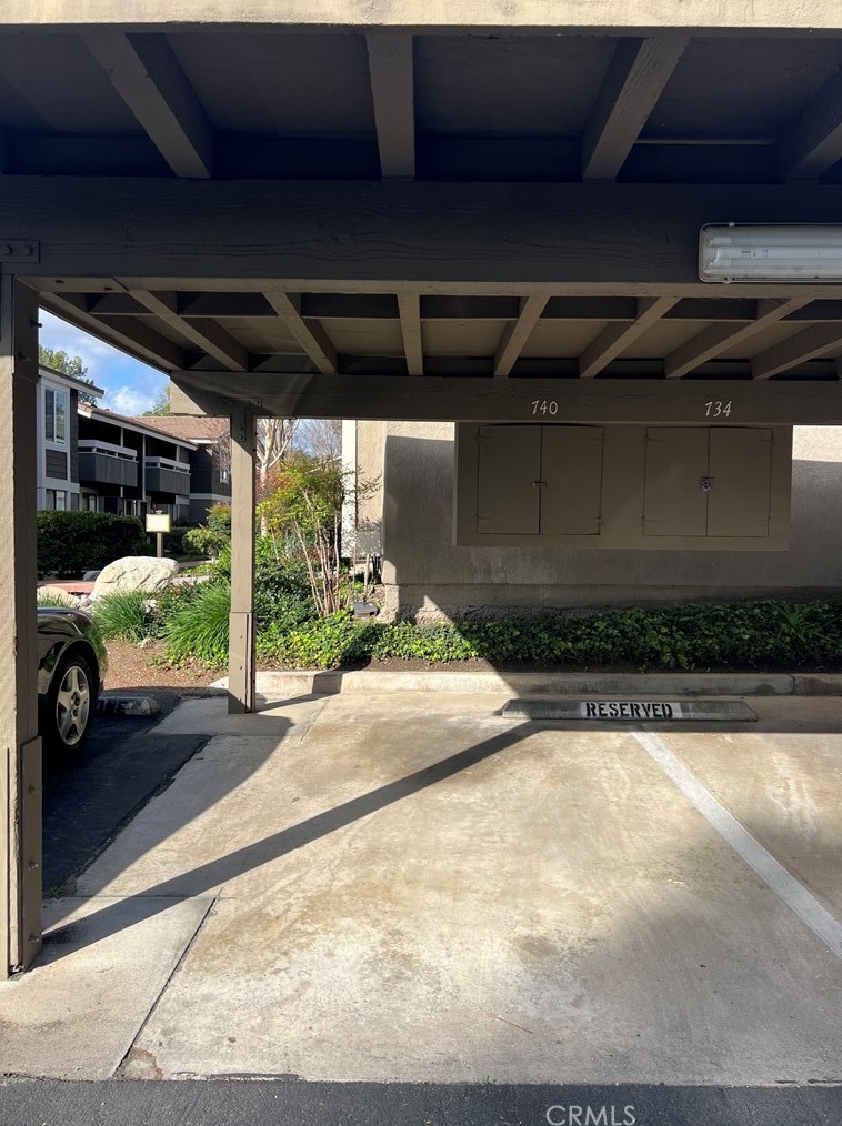 306 Streamwood, Irvine CA  92620-1968 exterior