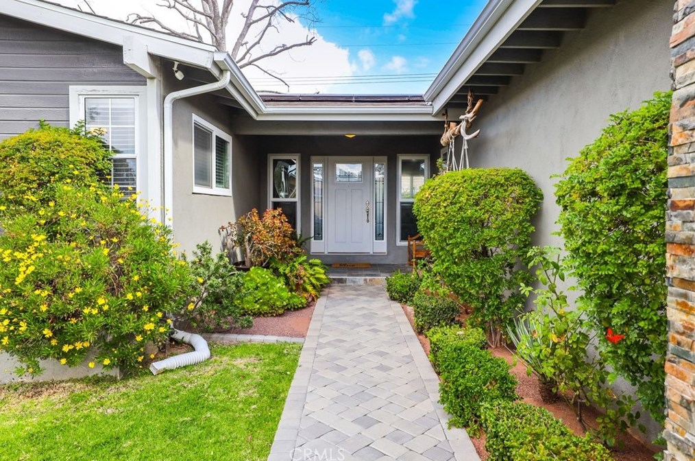 16661 Orange Dr, Yorba Linda, CA 92886-2018