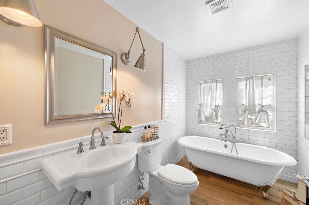 20382 Trabuco Oaks Dr, Trabuco Canyon, CA 92679
