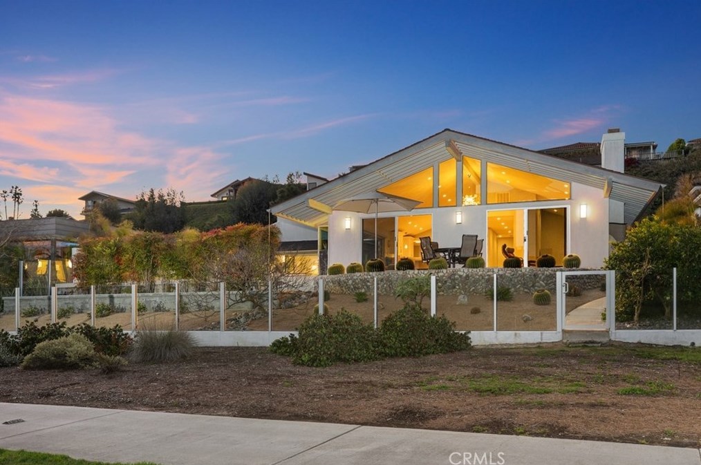 24102 Paseo Del Campo, Laguna Beach, CA 92677