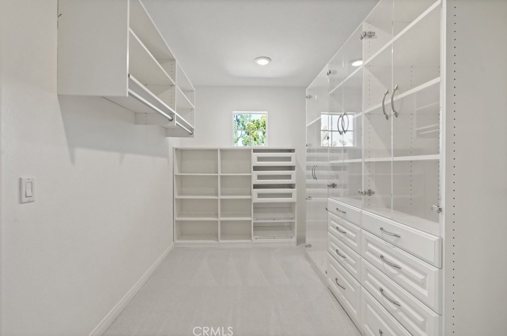 28 Rosenblum, Irvine CA  92602-2406 exterior