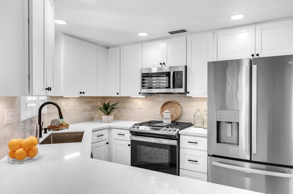 133 Bloomfield Ln, Trabuco Canyon, CA 92688-8749