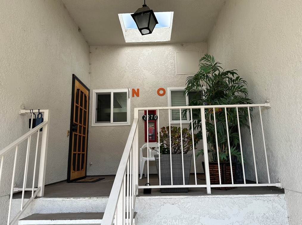 2270 Via Puerta #n, Laguna Beach, CA 92637